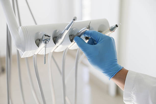 Professional Tooth Extraction technician working in Kermit, TX